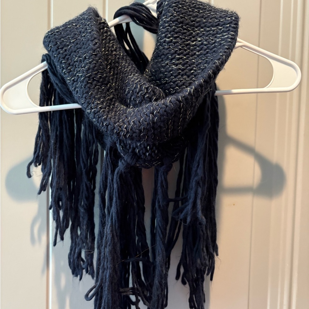 Elegant Black Knit Scarf
